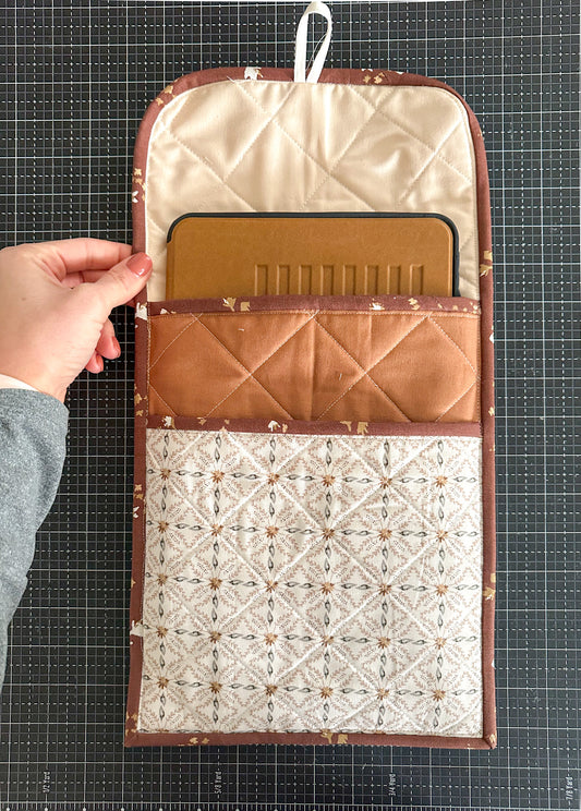 DIY quilted iPad case with pocket